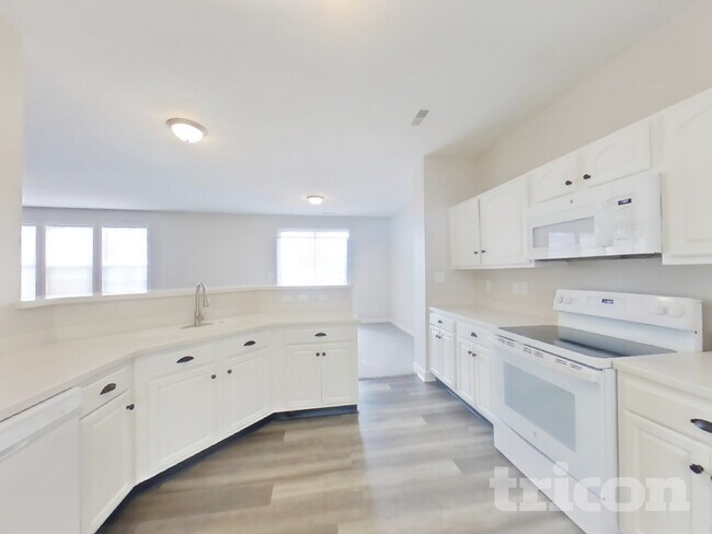 Building Photo - 8112 Cole Wood Blvd