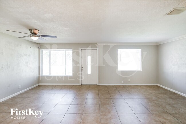 Building Photo - 1247 NW 55th Ave