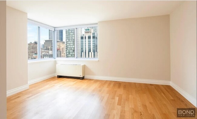 Building Photo - 776 Sixth Avenue