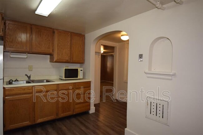 Building Photo - 234 E 100 N