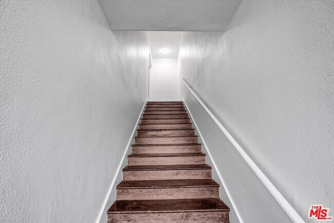 Foto del edificio - 5319 1/2 Normandie Ave