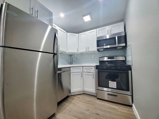 Primary Photo - 2 bedroom in BRONX NY 10467