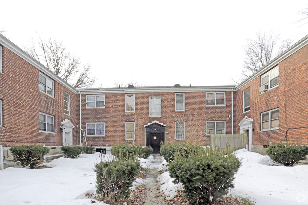 Primary Photo - 160-30 75th Rd