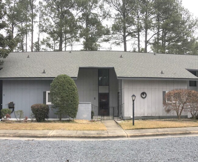 Front - 2 Foxhill Ct