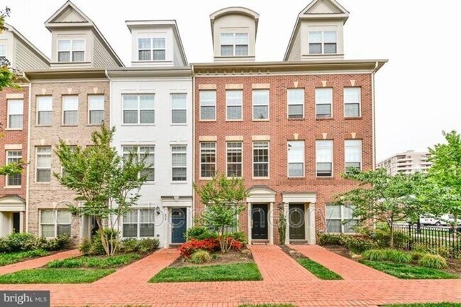 Foto del edificio - 402 N Thomas St