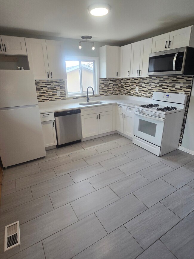 Foto del edificio - 101 S Sycamore Ln