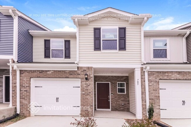 Building Photo - 705 Hilton Pk Lp