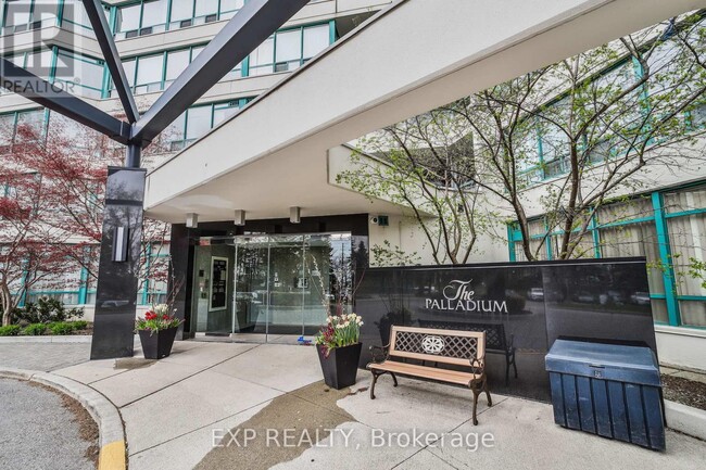 Photo du bâtiment - 7250-7250 Yonge St
