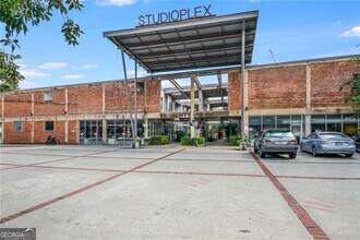 Building Photo - 659 Auburn Ave NE