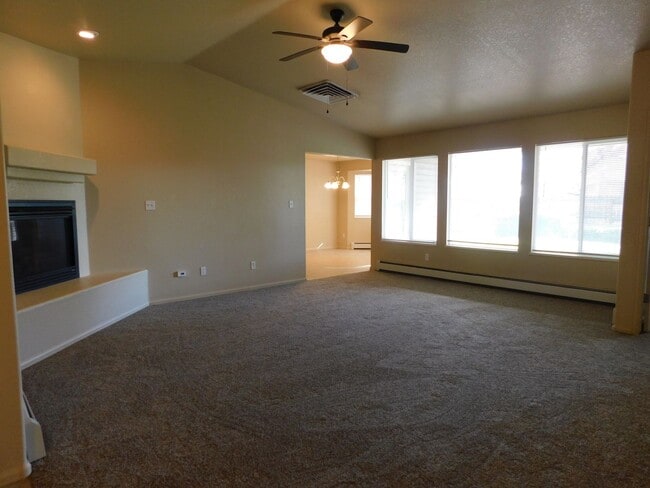 Photo - NEW CARPET House
