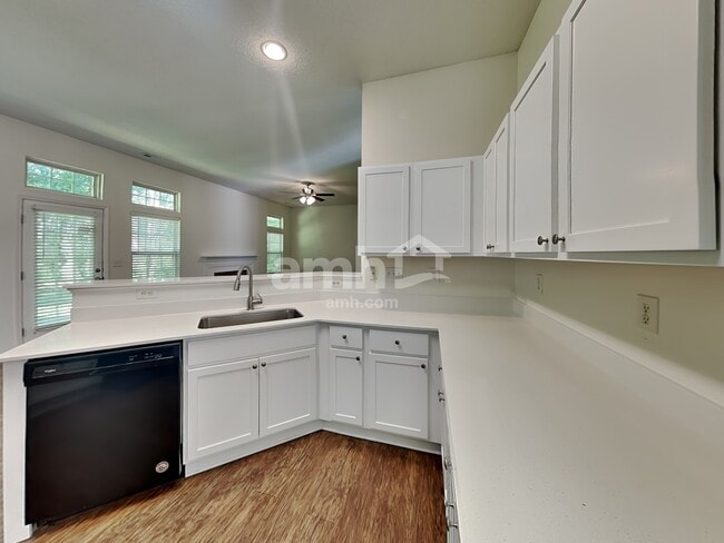 Building Photo - 2612 Bricker Dr