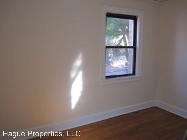 Building Photo - 410 Botetourt St