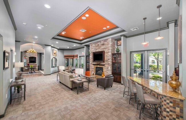 Building Photo - MAA Desert Vista