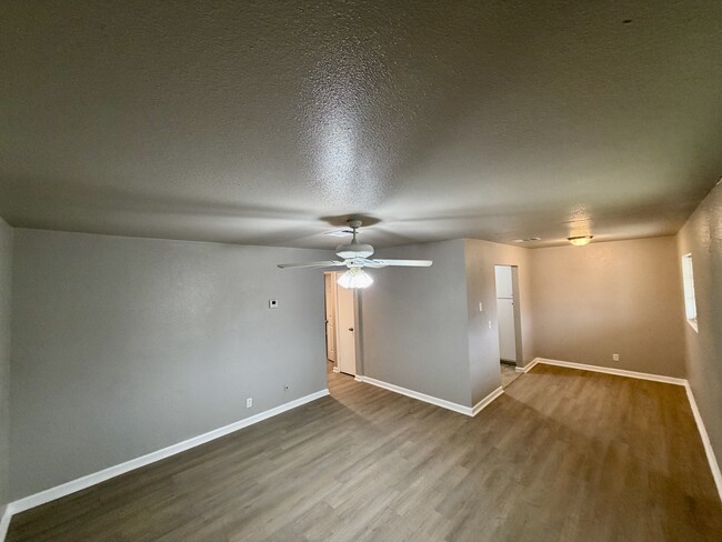 Building Photo - 328 Altitude Dr