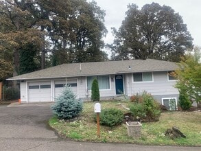 Building Photo - 4598 SE Whipple Ave