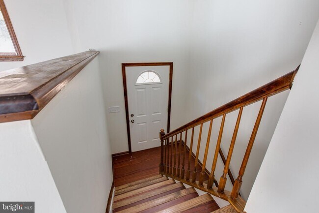 Building Photo - 8382 Brookwood Rd