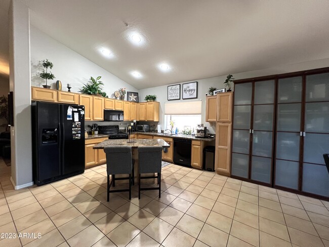 Foto del edificio - 13867 E Paradise Ln