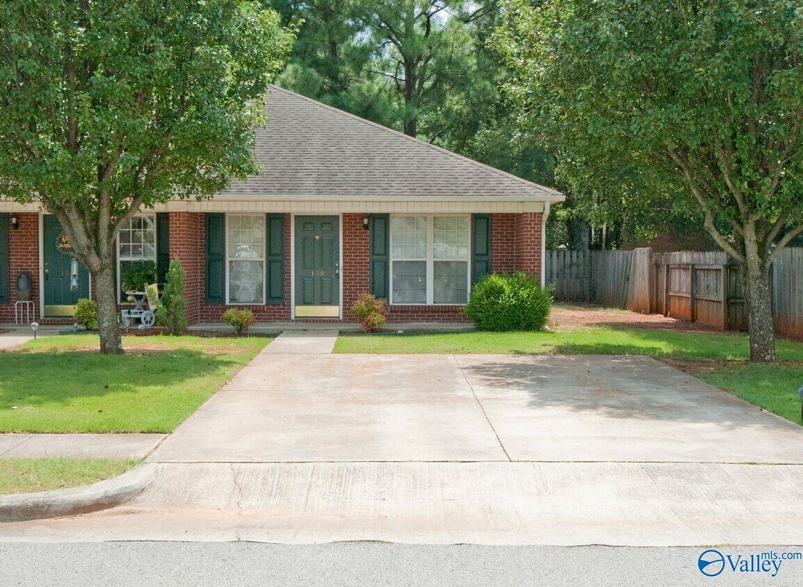 Primary Photo - 128 Railroad Ridge Rd