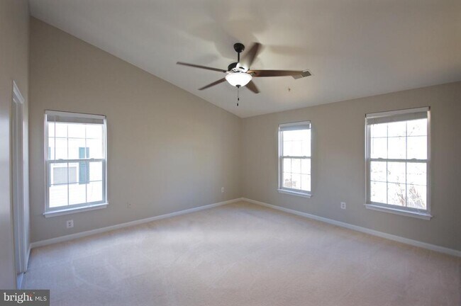 Building Photo - 7530 Coxton Ct