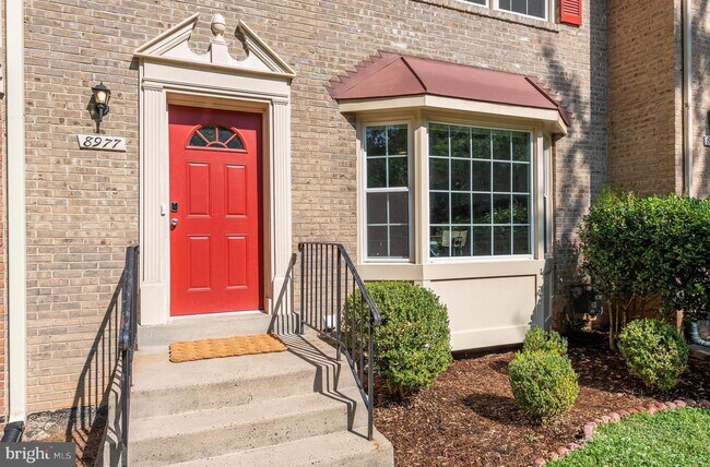 Foto del edificio - 8977 Omega Ct