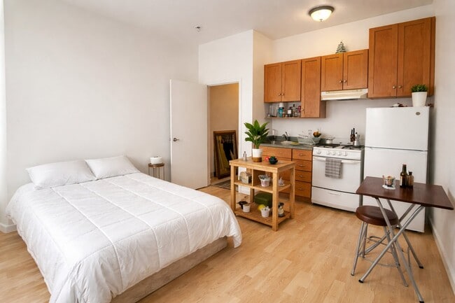 Photo - 2903 Mission St Apartment