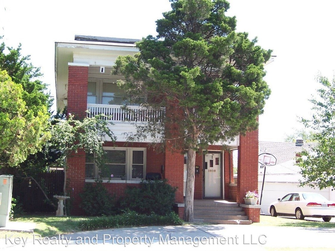 1808 N Robinson Ave, Oklahoma City, OK 73103 Apartment for Rent in
