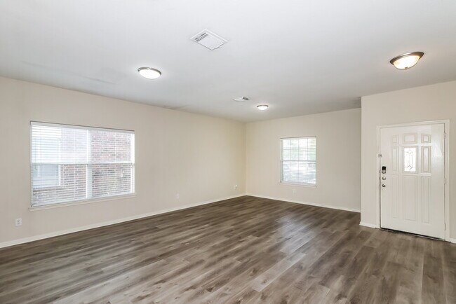 Foto del edificio - 2723 Durham Chase Ln