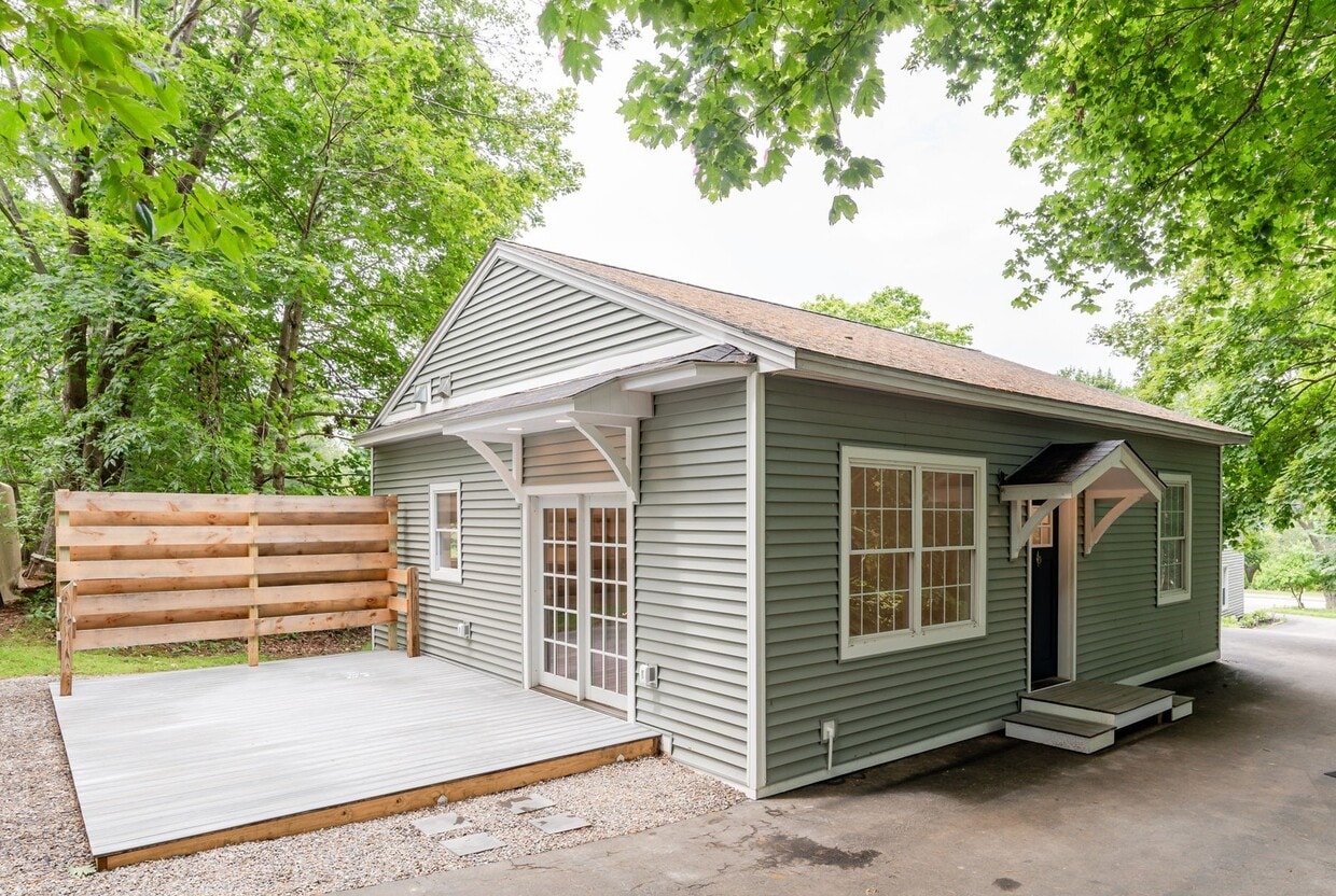 Photo - 732 Highland Ave (South Portland, ME)