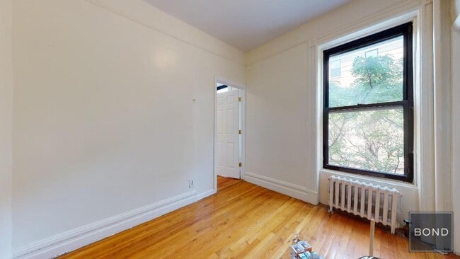 Foto del edificio - 196 W 108th St