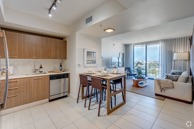 Interior Photo - Intown Apartments Interior Photo - Intown Apartments