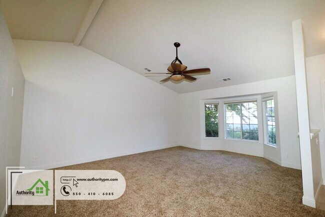 Foto del edificio - 4561 Moyvane Dr