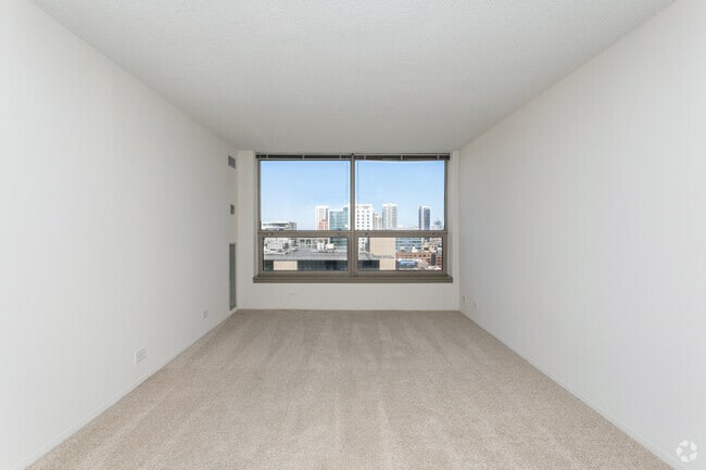 Building Photo - Presidential Towers