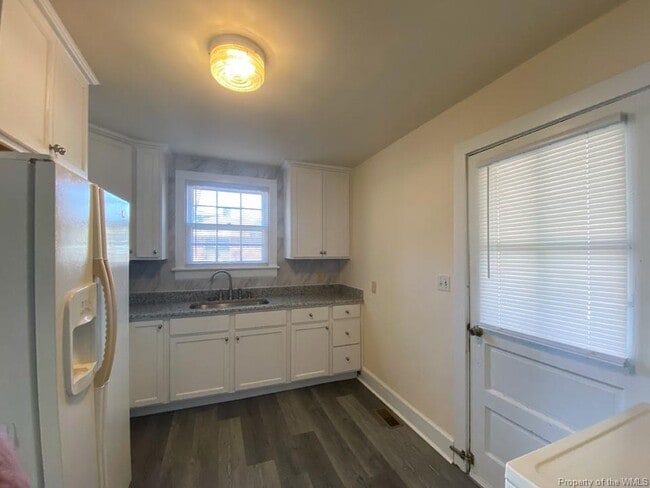 Building Photo - 715 Lafayette St