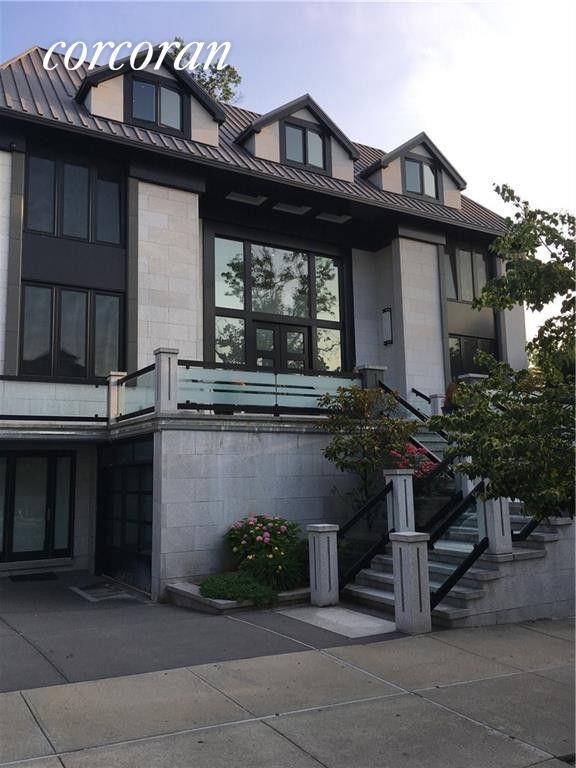 Building Photo - 246 83rd St