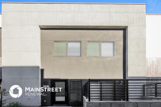 Foto del edificio - 1119 S Stapley Dr