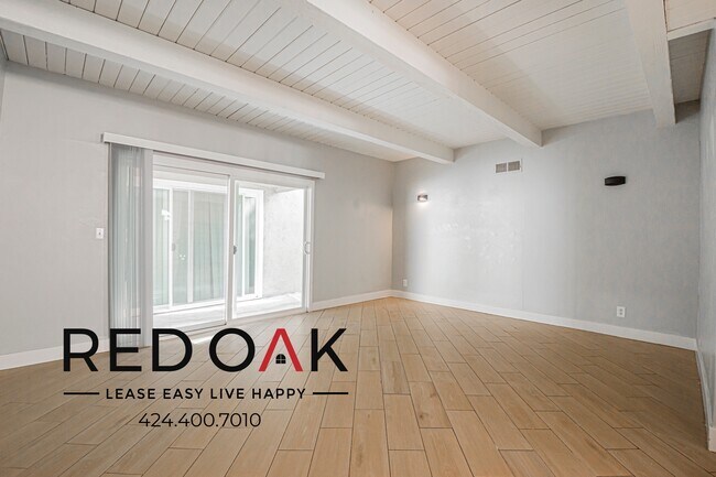 Foto del edificio - 915 Paseo Grande