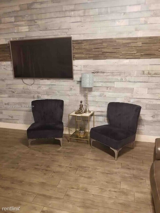 Foto del edificio - 3 br, 2 bath House - 14641 SW 52nd St # 14641