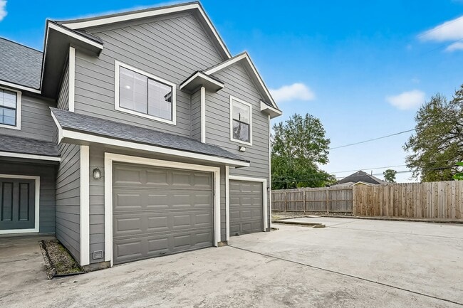 Building Photo - 10035 Morocco Rd