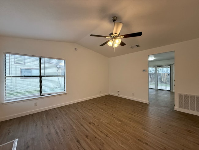 Building Photo - 3518 Buzz Aldrin Dr