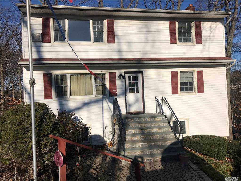 270A Nassau Rd, Huntington, NY 11743 Room for Rent in Huntington, NY