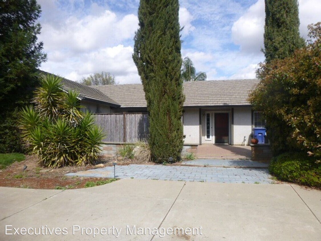 Primary Photo - 3 br, 2 bath House - 2895 Stretch Rd Merced