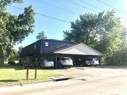 Primary Photo - 416 E Clark Trl