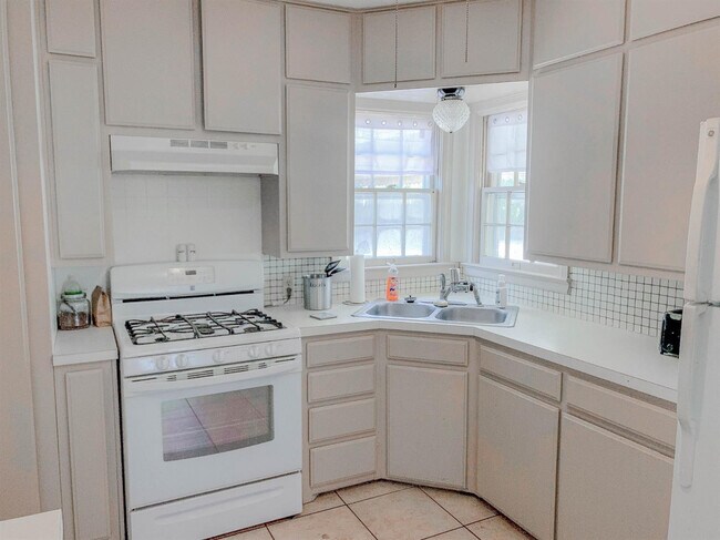 Foto del edificio - 2401 26th St