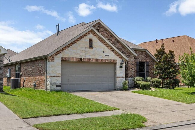 Foto del edificio - 21110 Bastide Ln