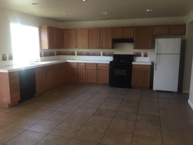 Foto del edificio - 2366 S Rock Creek Dr