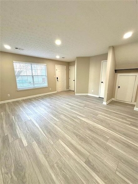 Foto del edificio - 6372 Wedgeview Dr