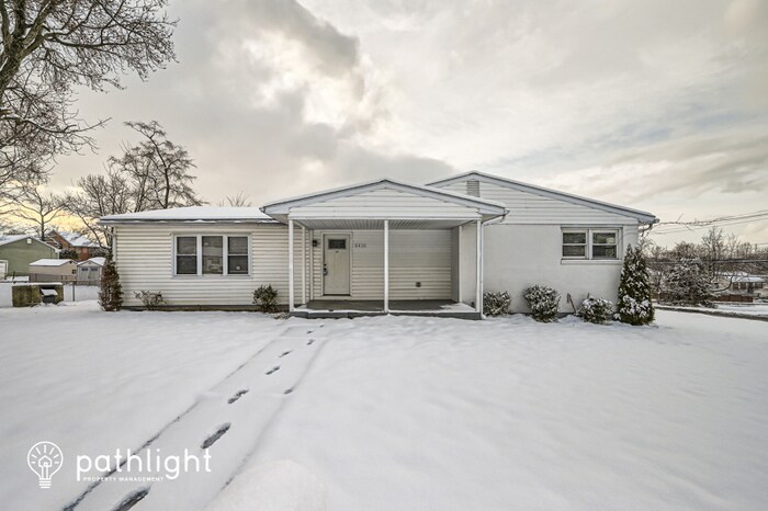 Primary Photo - 6410 Oak Street