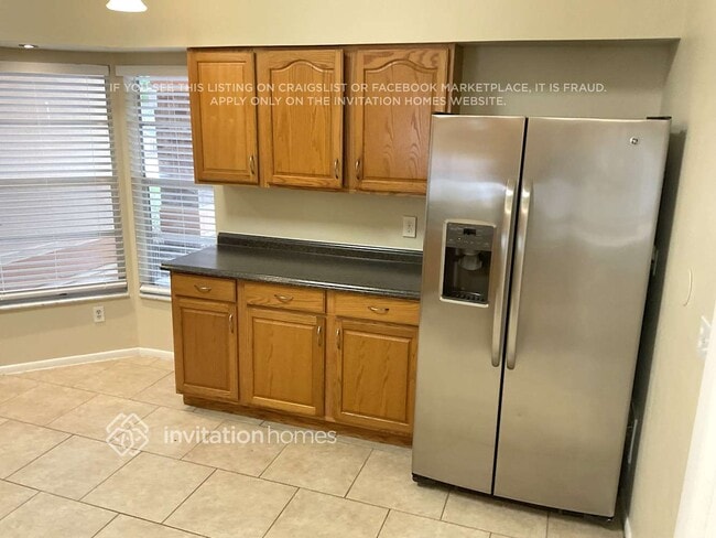 Foto del edificio - 3700 Montclair Dr