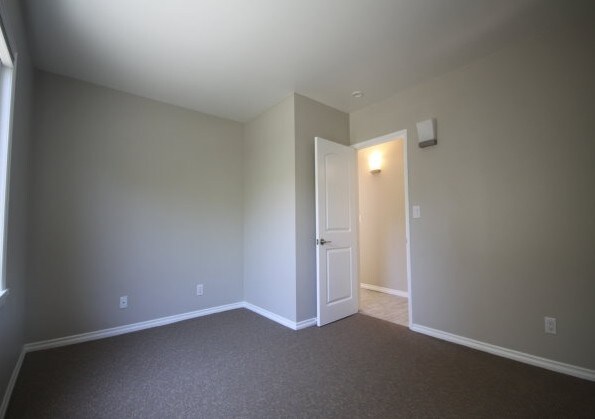 Foto del edificio - 145 Cedar Way