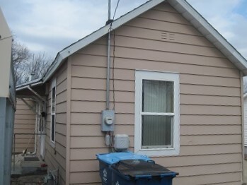 Building Photo - 340 1/2 E Florence St
